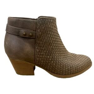 Sonoma Ortholite Booties-size 9 light brown
